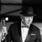 Frank Sinatra Lookalike / Frank Sinatra Imitator/ Frank Sinatra Tribute