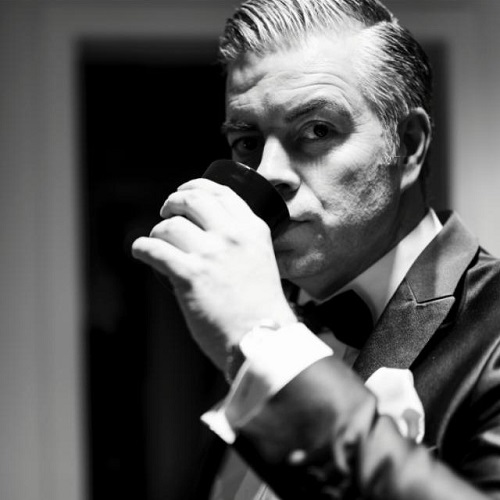 De George Clooney Lookalike / Imitator