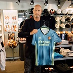  Jaap Stam Lookalike /  Jaap Stam Imitator /  Jaap Stam Tribute