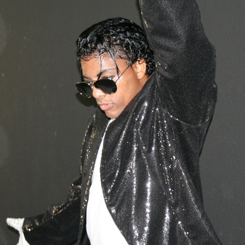 Michael Jackson Lookalike / Imitator