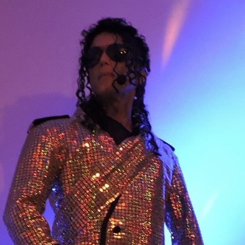 Michael Jackson Lookalike / Imitator