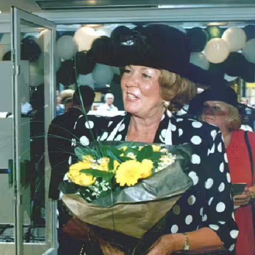 Prinses Beatrix Lookalike / Imitator